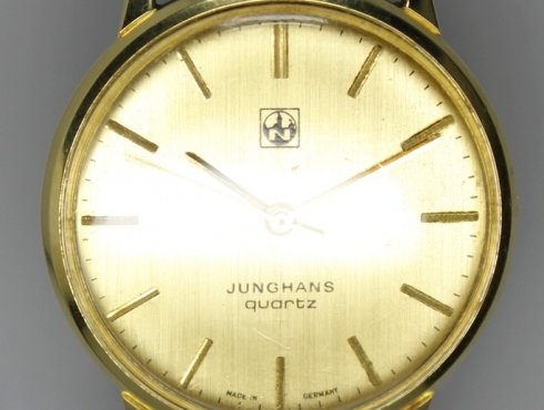 Junghans-667.01-Front.jpg