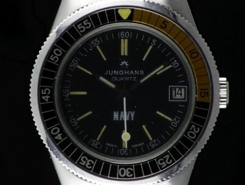 Junghans-633.20-navy-Damen-01.jpg