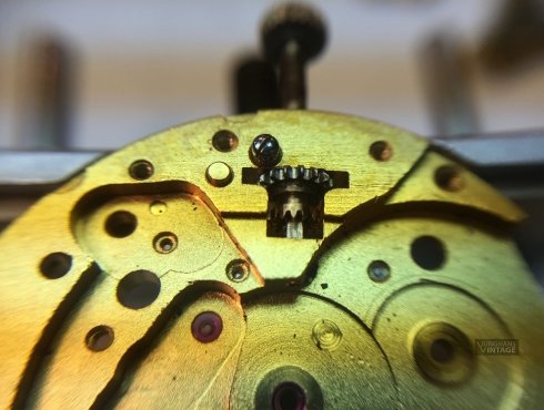 Revision-Junghans-J84S10-Meister-hidden-lugs-040.jpg