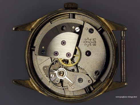 Junghans-693.83-Werk-movement.jpg