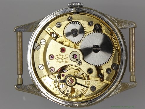 Junghans-J82-1-Werk-movement-2.jpg