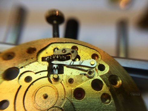 Revision-Junghans-J84S10-Meister-hidden-lugs-042.jpg