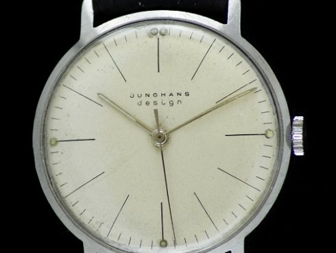 Junghans-Max-Bill-Design-Stahl-Striche-J84S10-001.jpg
