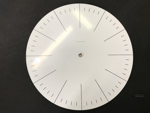 Junghans-Max-Bill-Wanduhr-Striche-chrom-017.jpg