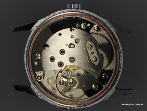 Junghans-620.12-Chrome-Werk-movement.jpg