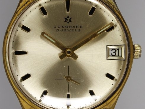 Junghans-620.12-vergoldet-Front.jpg