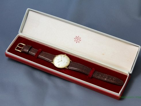 Junghans-Golden-Star-Junghans-J50-AS-1525-mit-Box.jpg