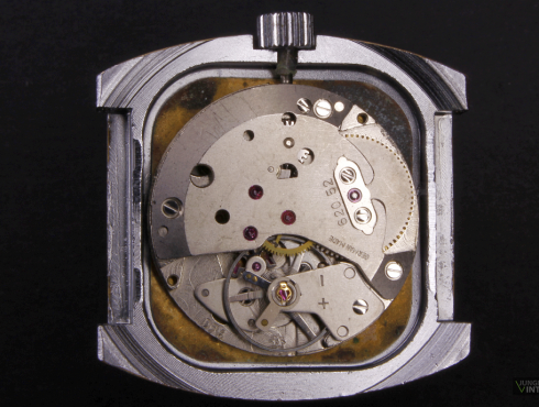 Junghans-620.54-Werk-movement1.png