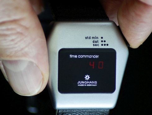 Junghans-613-time-commander-06.jpg