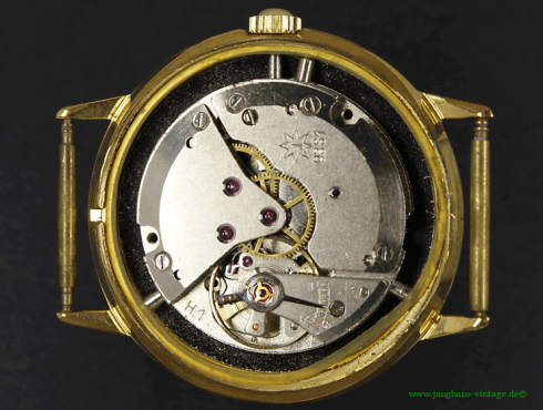 Junghans-J93S1-Junghans-693.71-Werk-movement.png